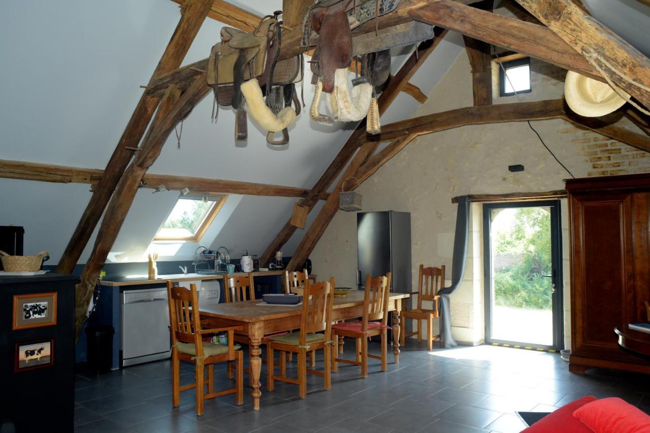 Gite Familial La Tabarderie Courcelles-de-Touraine Exterior foto